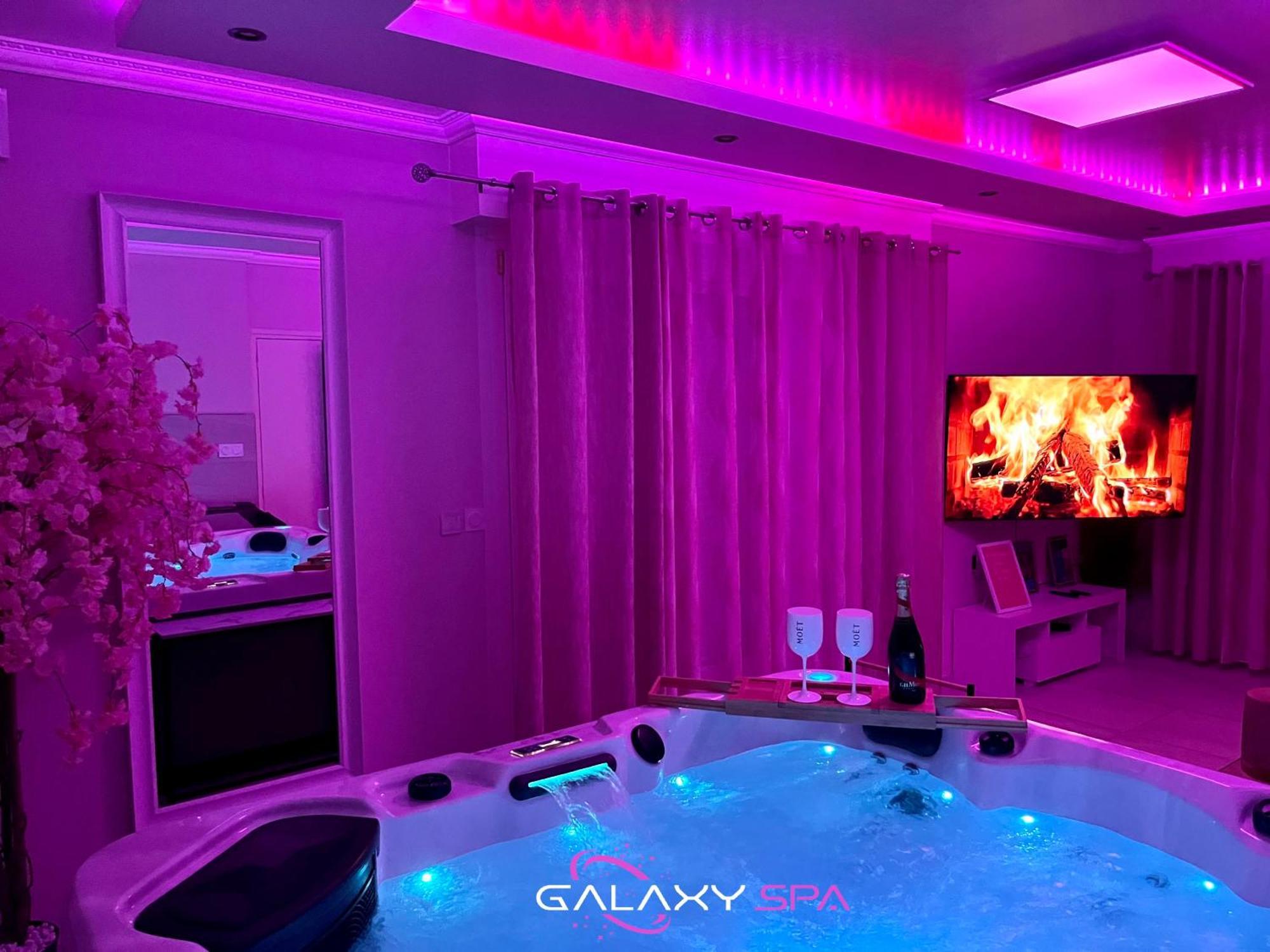 Galaxy Spa - Suite Venus Jacuzzi Et Sauna Privatif Champigneulles Luaran gambar