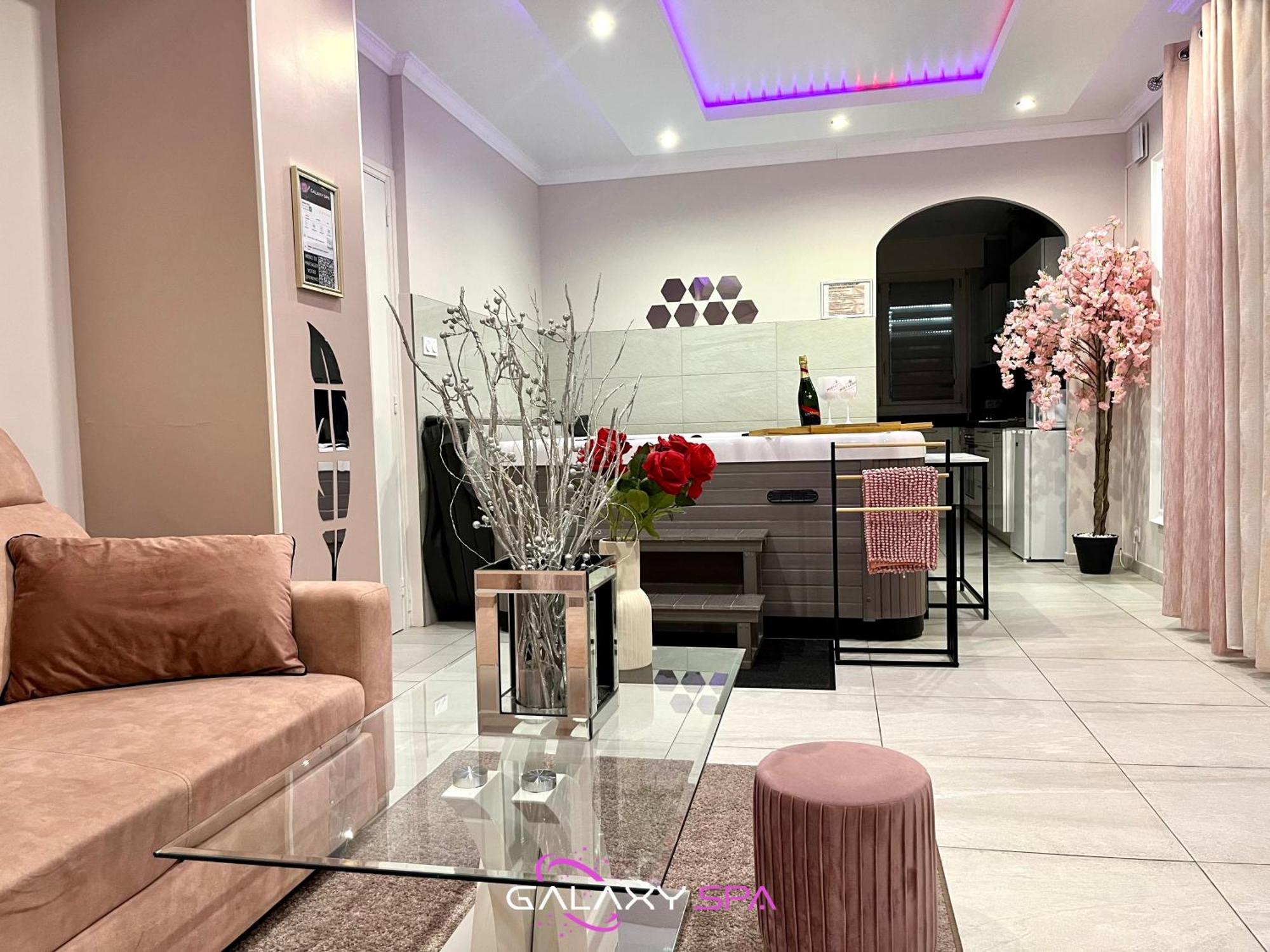 Galaxy Spa - Suite Venus Jacuzzi Et Sauna Privatif Champigneulles Luaran gambar