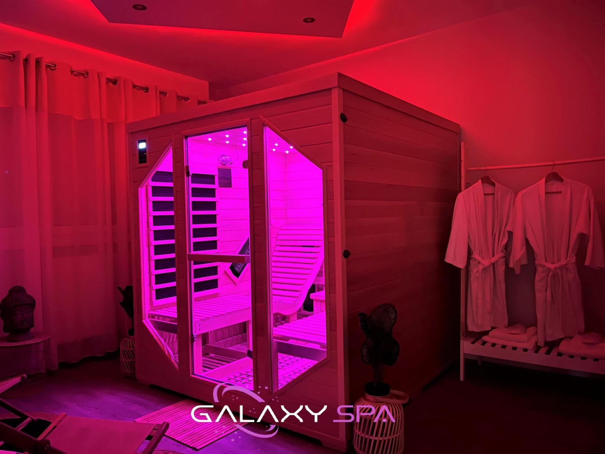 Galaxy Spa - Suite Venus Jacuzzi Et Sauna Privatif Champigneulles Luaran gambar
